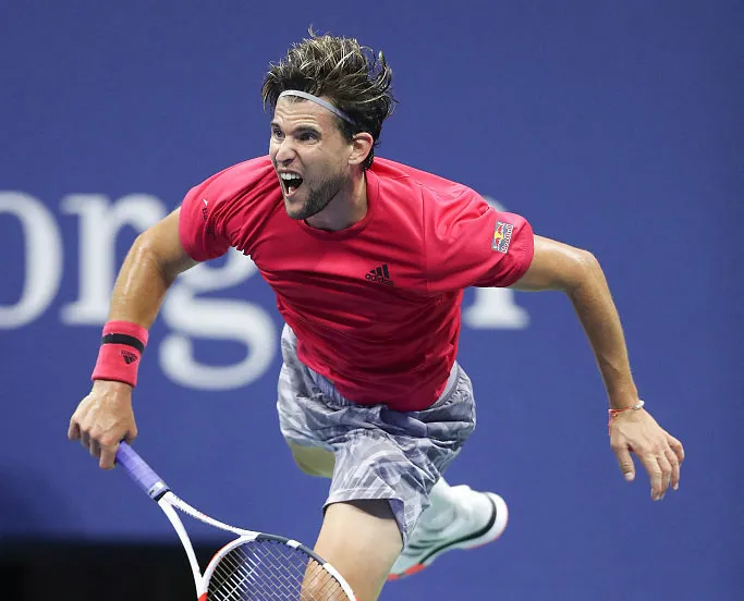 包含蒂姆连续五场比赛得分超过问鼎冠军，SKT挑战极限！的词条