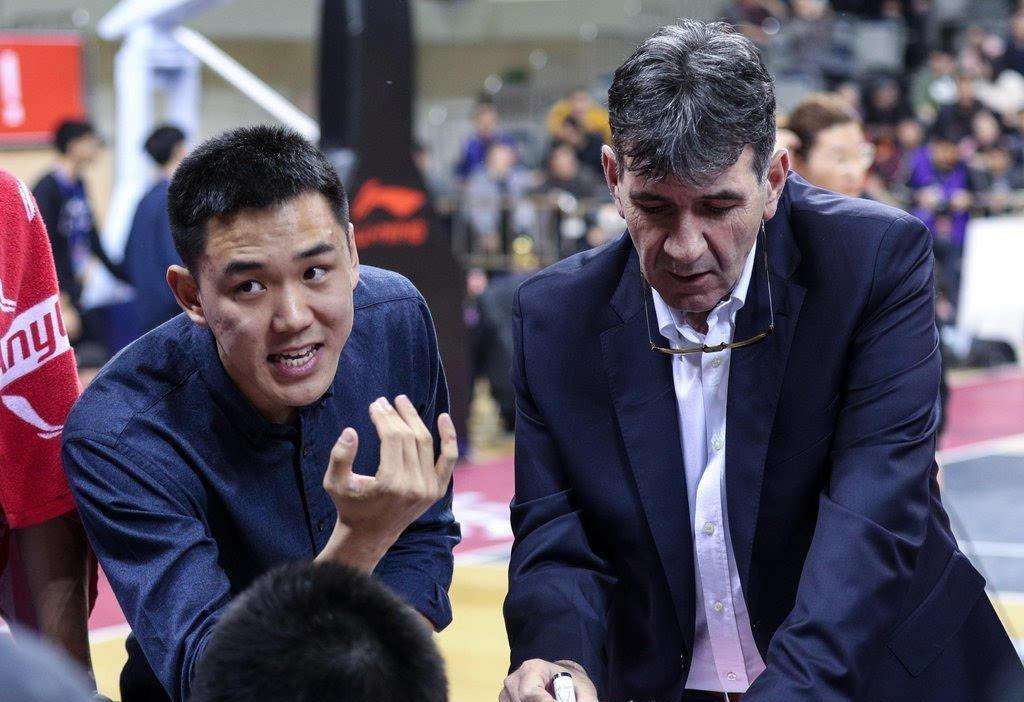 毕尔巴鄂竞技训练开放日，今晚再遭质疑引欢呼，CBA常规赛在即，球队文化再被提及的简单介绍九游体育官网